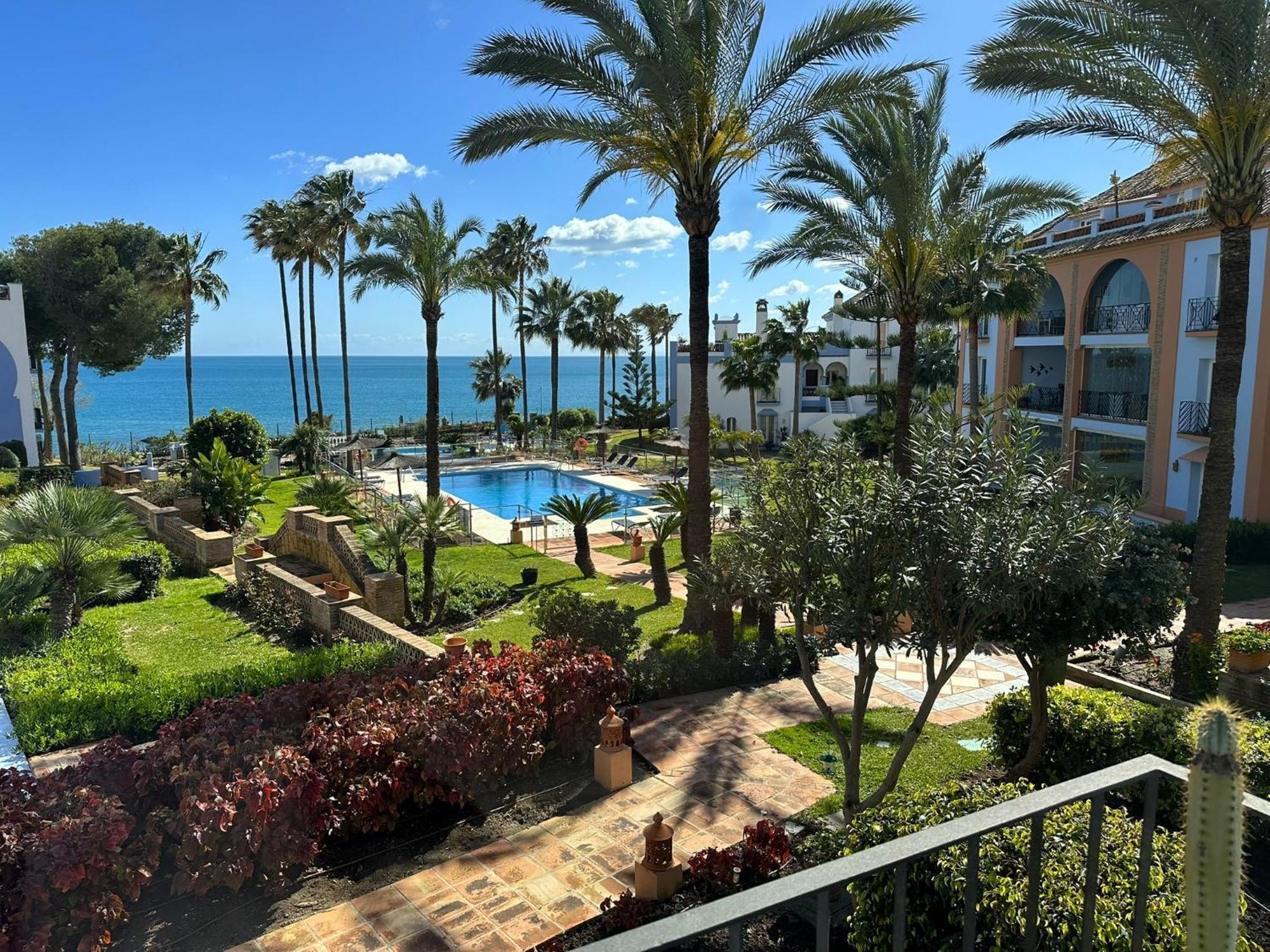 La Perla De Marakech Apartment Estepona Exterior photo